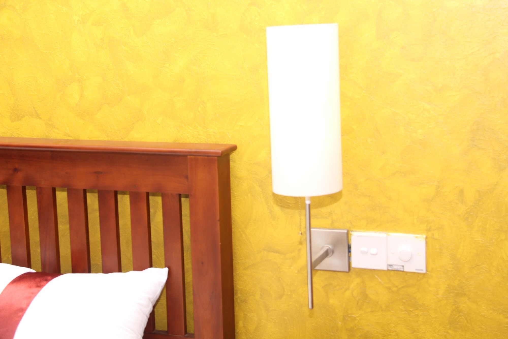 Zendara Hotel Negombo Buitenkant foto