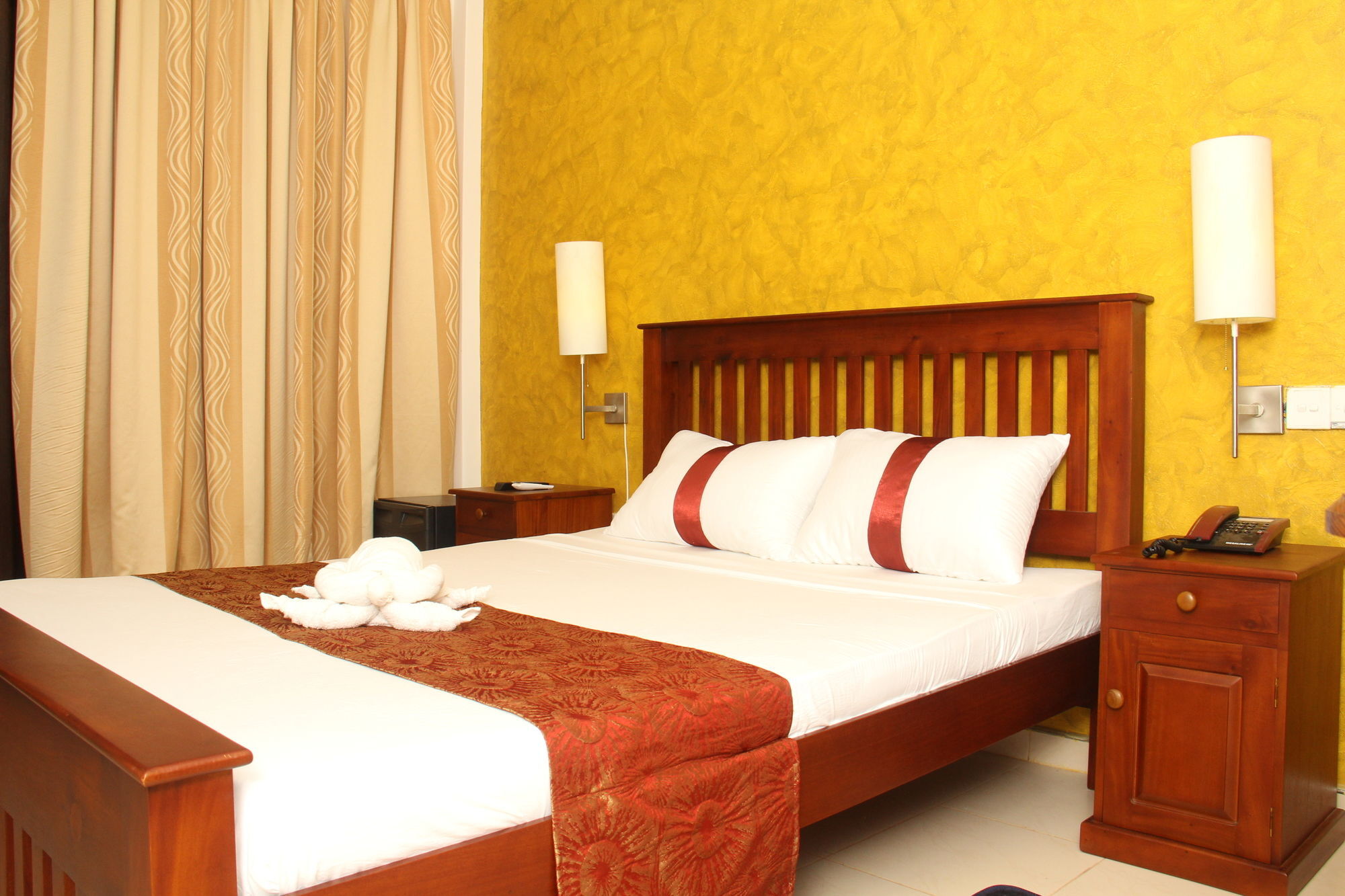 Zendara Hotel Negombo Buitenkant foto