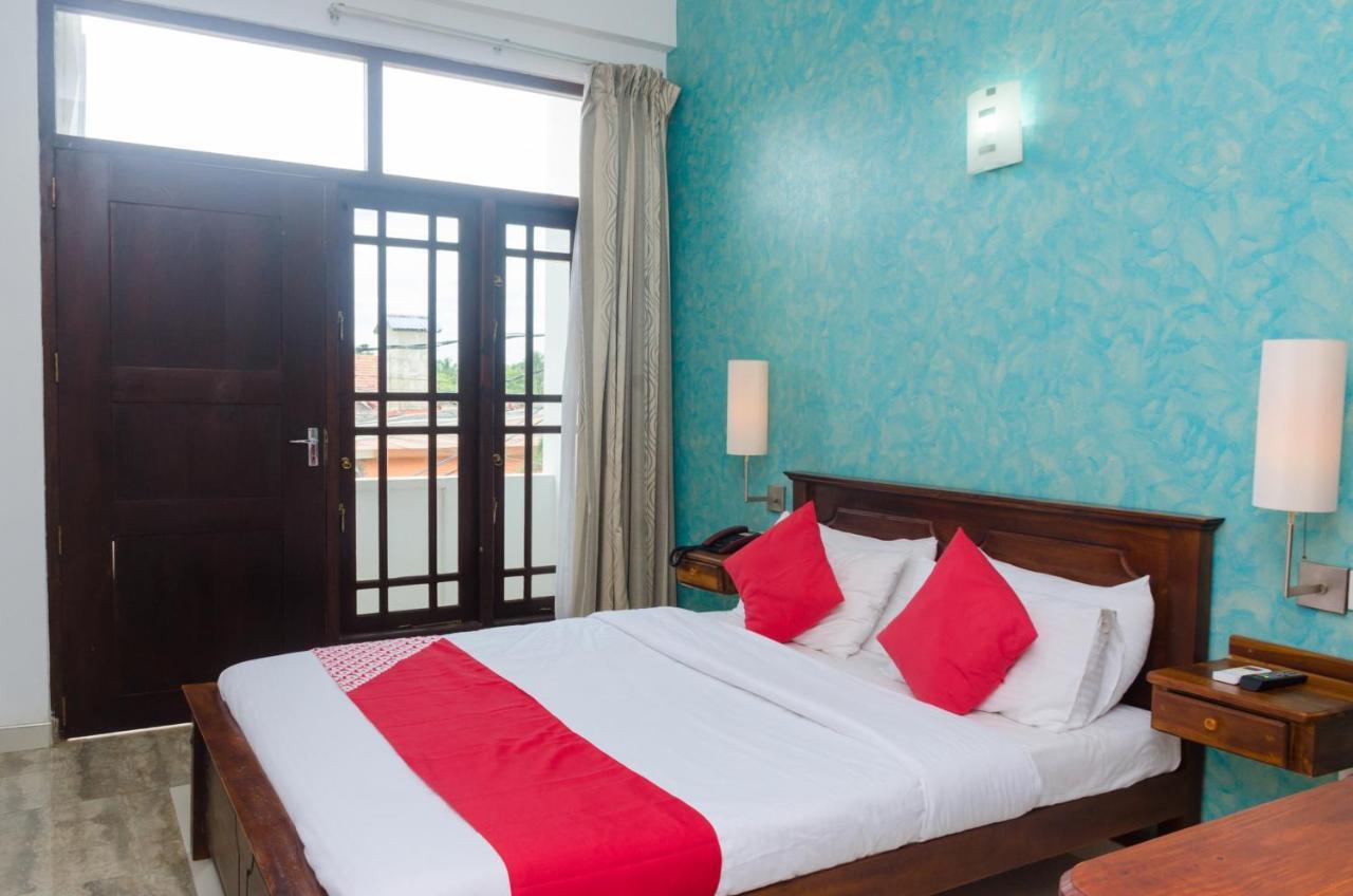 Zendara Hotel Negombo Buitenkant foto