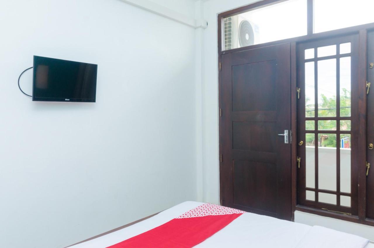 Zendara Hotel Negombo Buitenkant foto